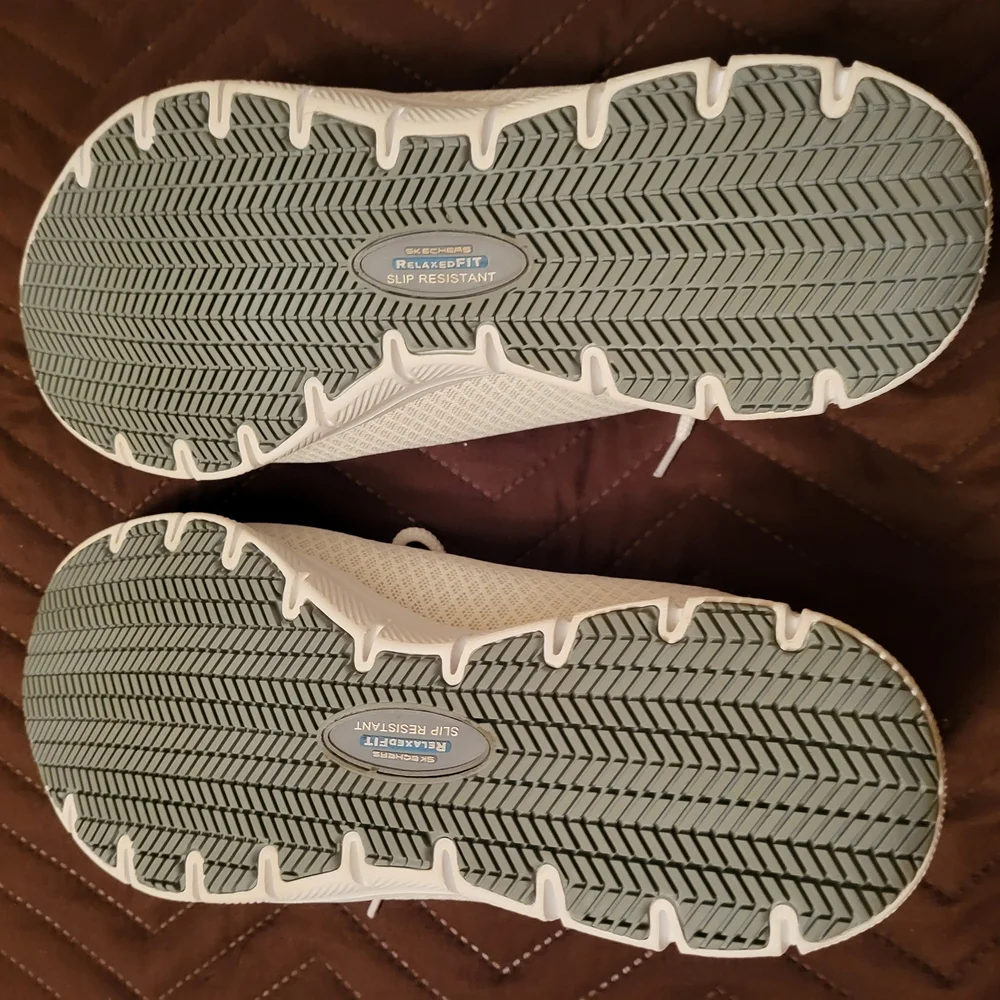 Skechers White Athletic Shoes - Picture 4 of 4